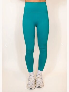 Salt Project Teal Active Leggings - NWT